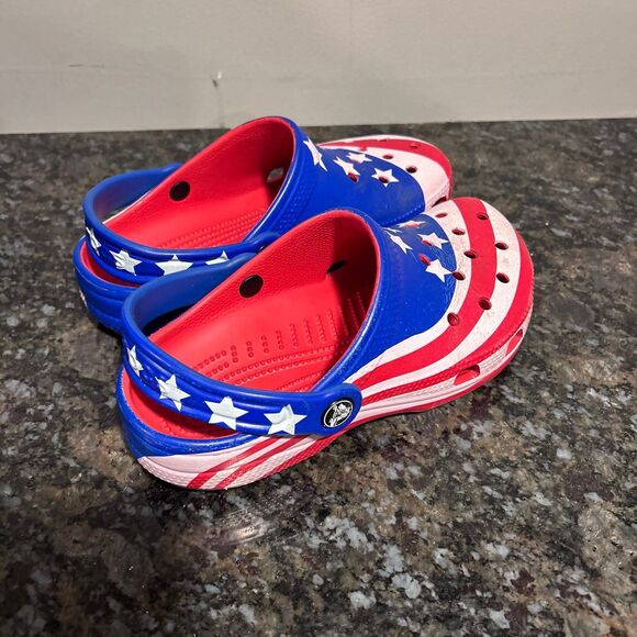 Crocs Classic American Flag USA Kids Youth/Junior Size 2 GUC Sandals - Picture 3 of 6